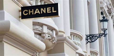 is chanel cosmetics cheaper in hong kong|Where is the Cheapest Place to Buy Chanel: Worldwide study.